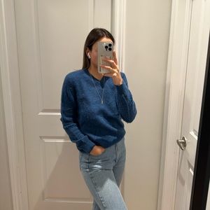 Cashmere blue sweater